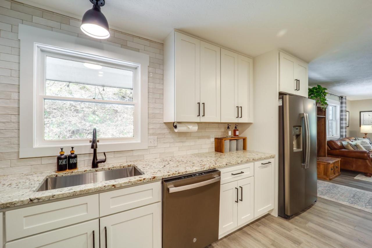 Pet-Friendly Boone Vacation Rental With Deck! Екстериор снимка
